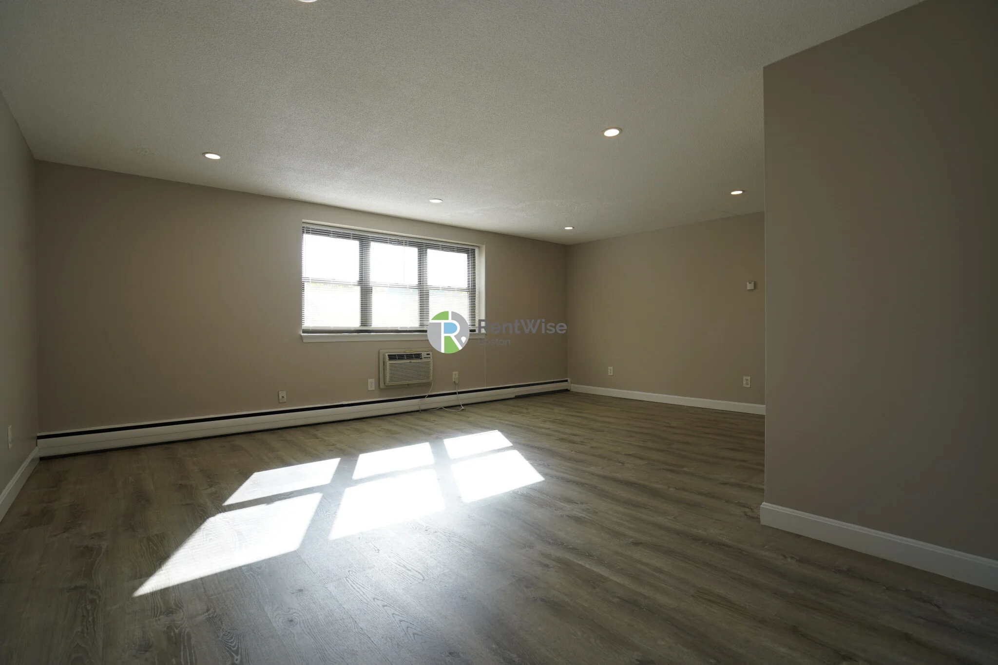 77 Mason Ter, Corey Hill