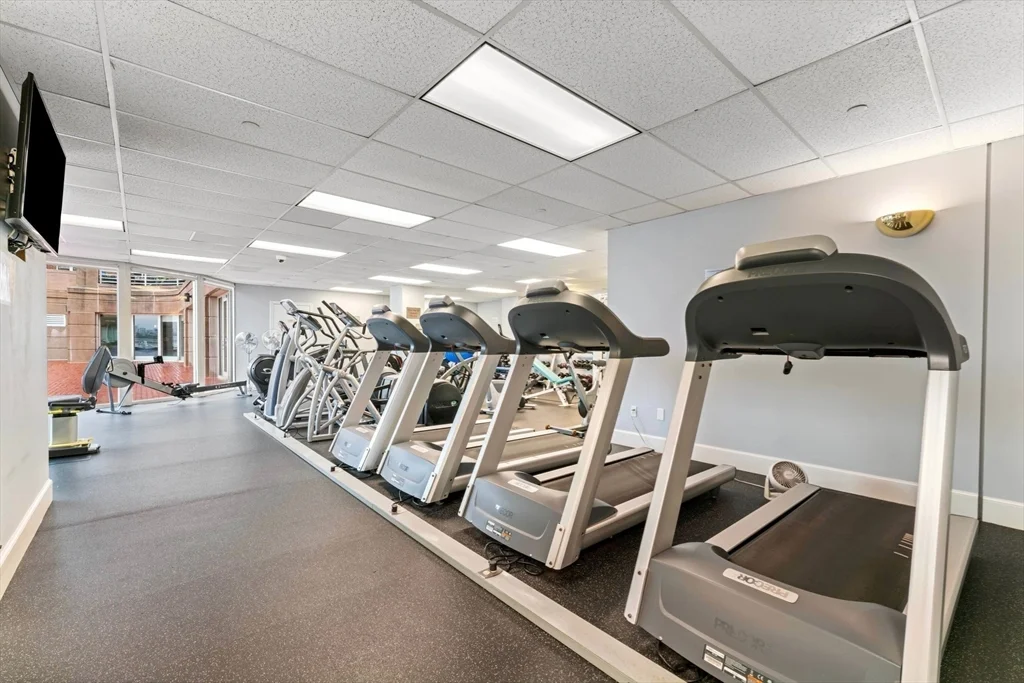 197 Eighth St, Charlestown