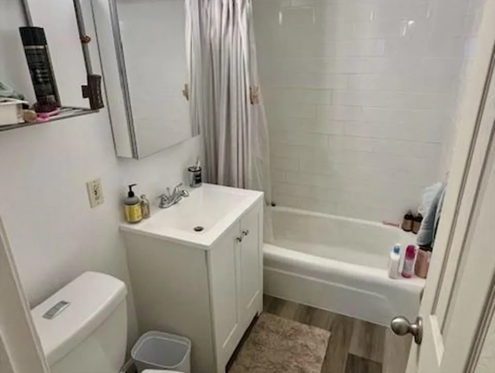 1726 Commonwealth Ave, Brighton