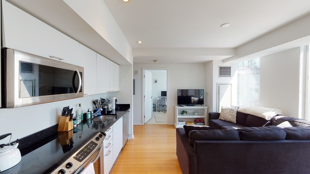 2 Earhart St, East Cambridge