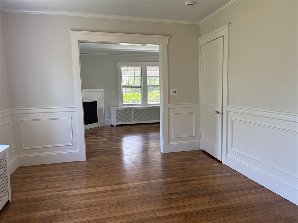 11 Durant Rd, Wellesley