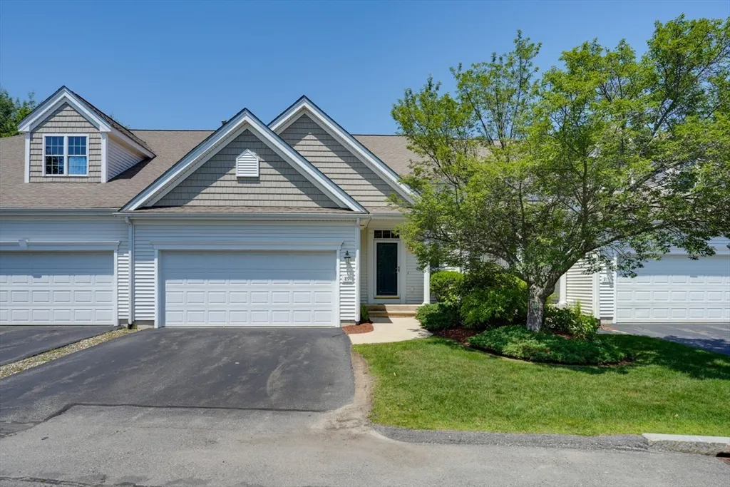 89 Buttercup Ln, Grafton