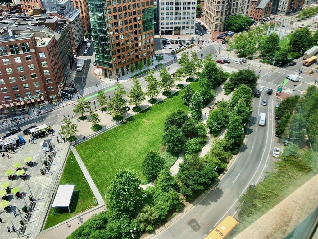 80 Broad St, Downtown