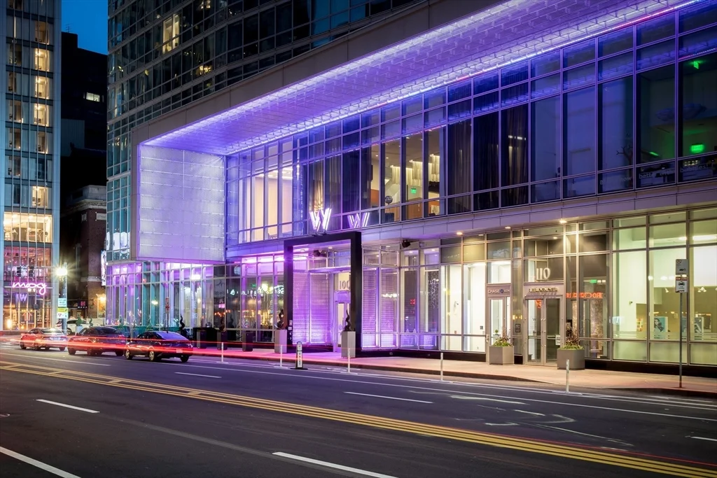 110 Stuart St, Back Bay