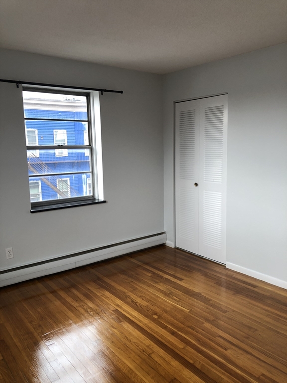 685 Moody St, Waltham