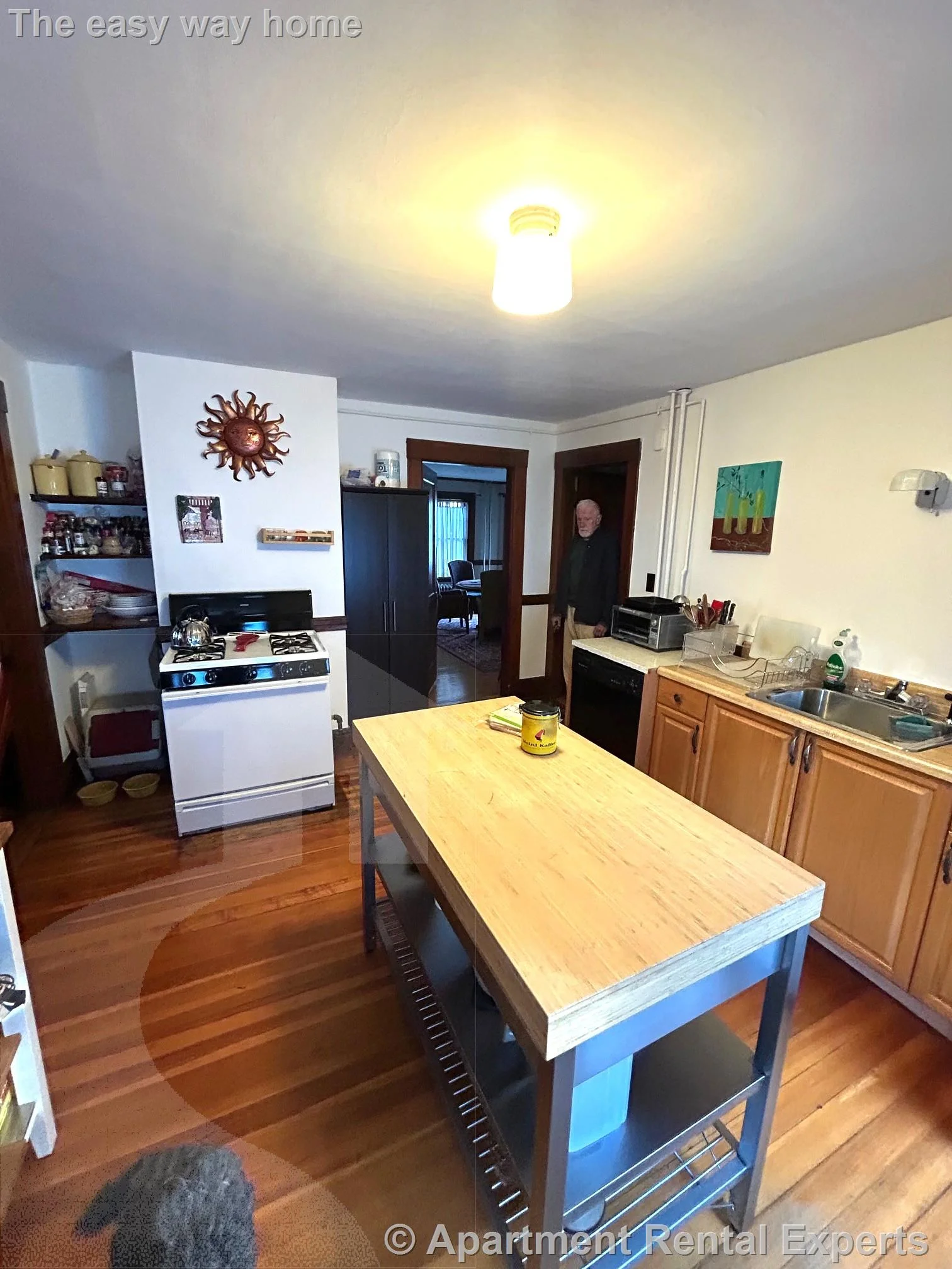 475 Huron Ave, Huron Village