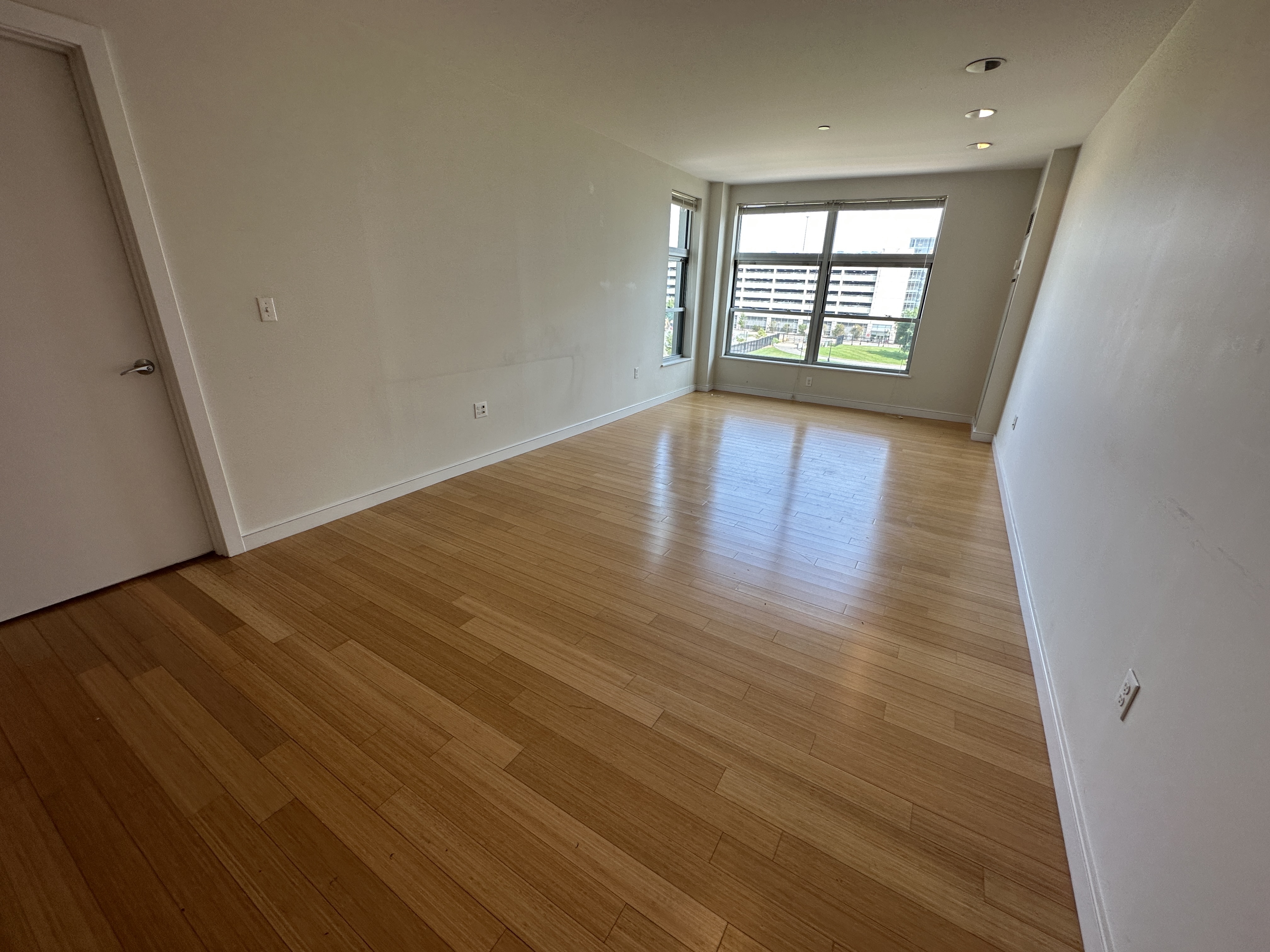 601 Albany St, South End