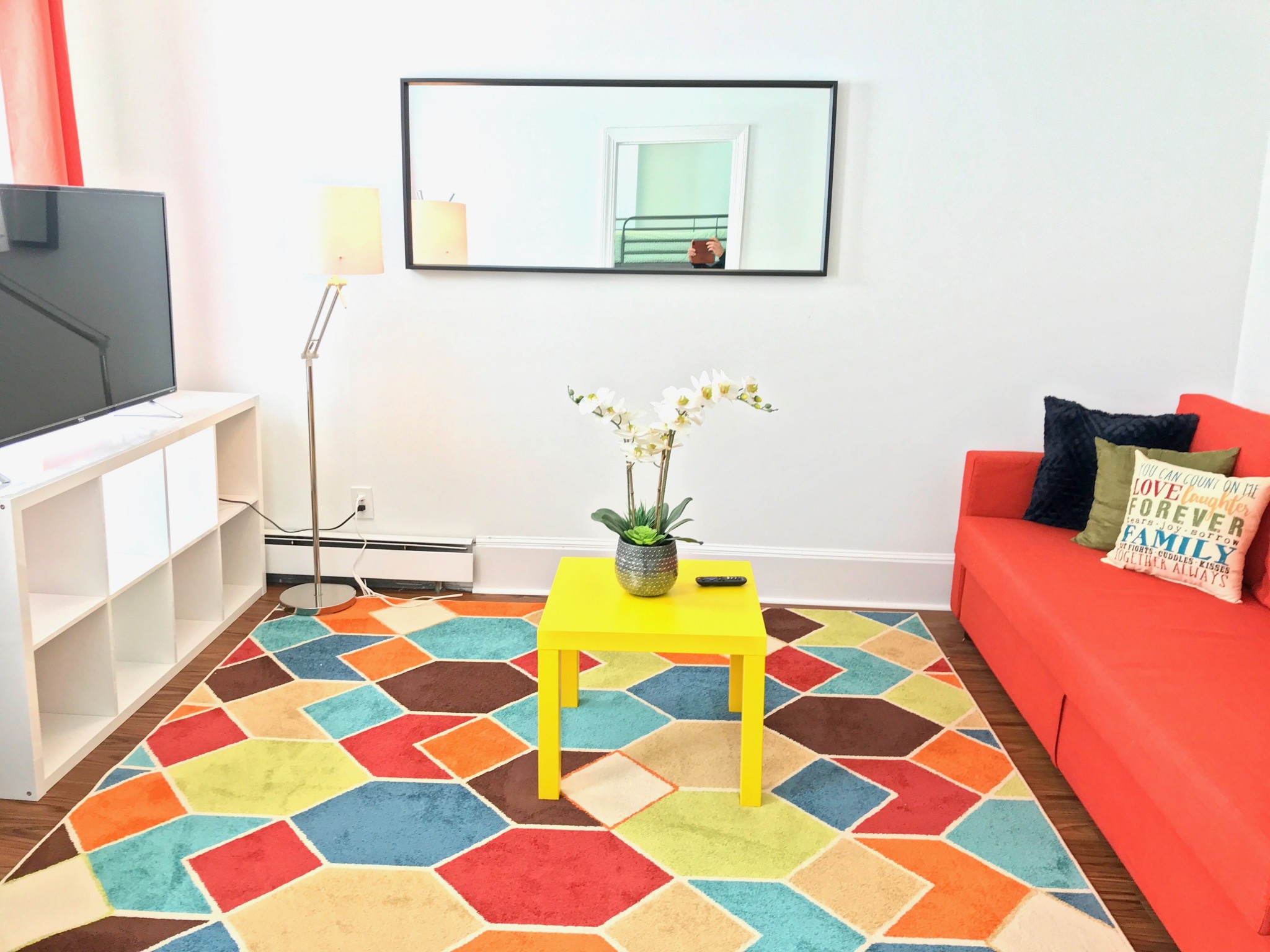 130 West 8th St, South Boston