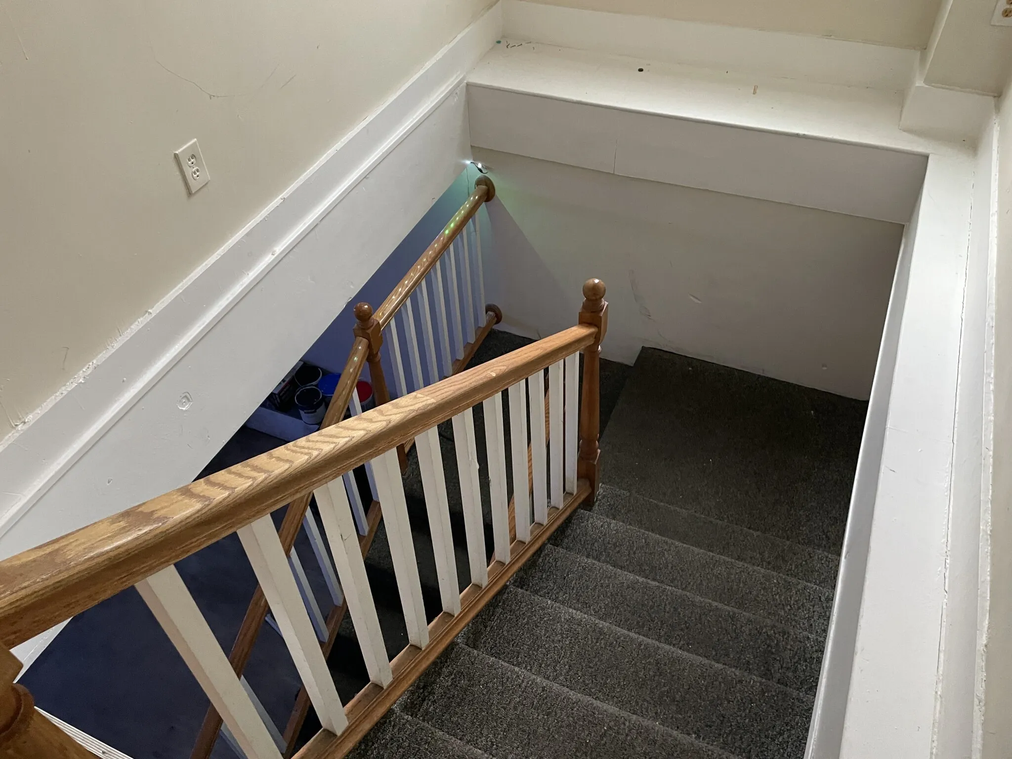 227 Roxbury St, Roxbury