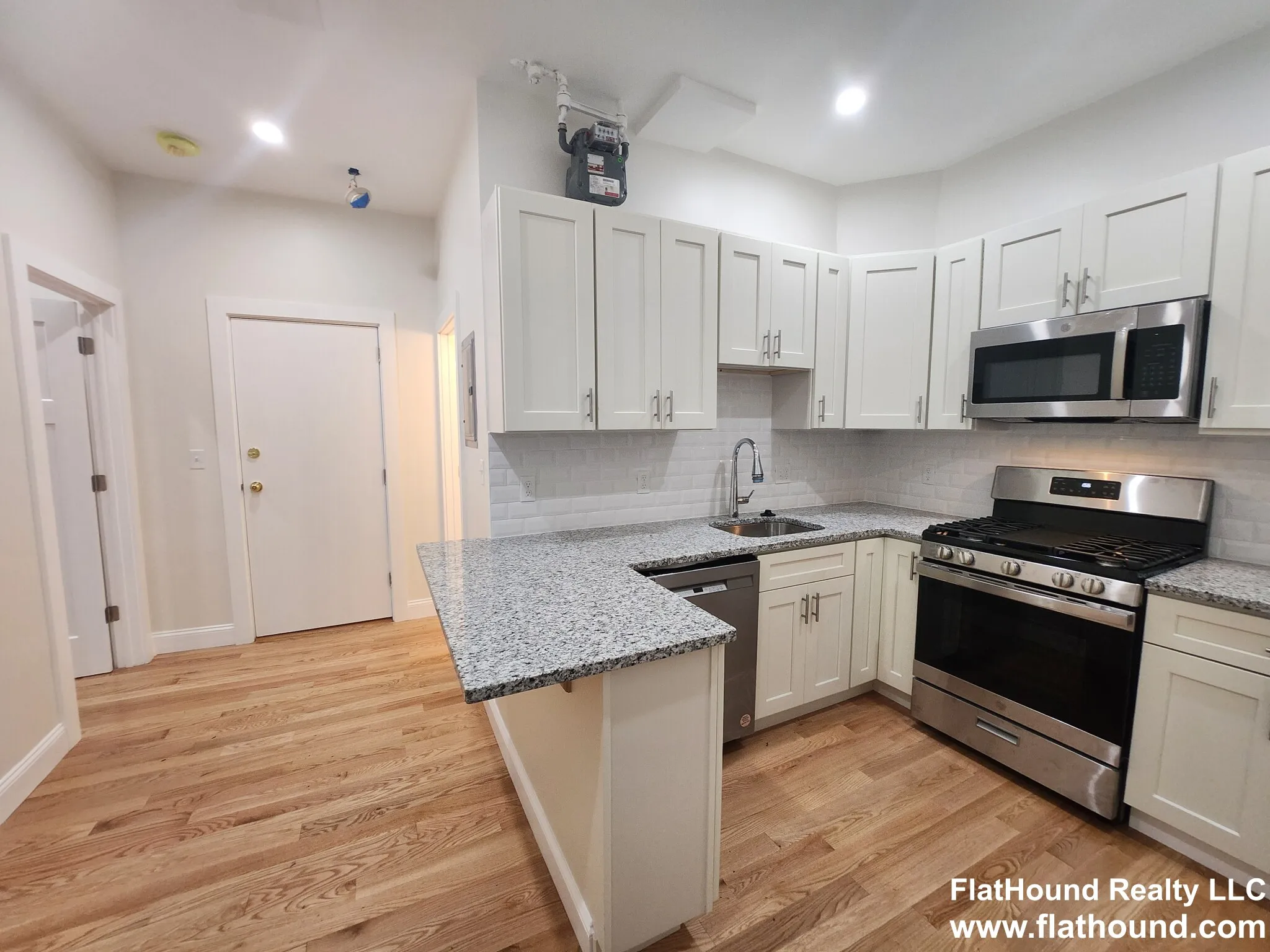 29 Queensberry St, Fenway