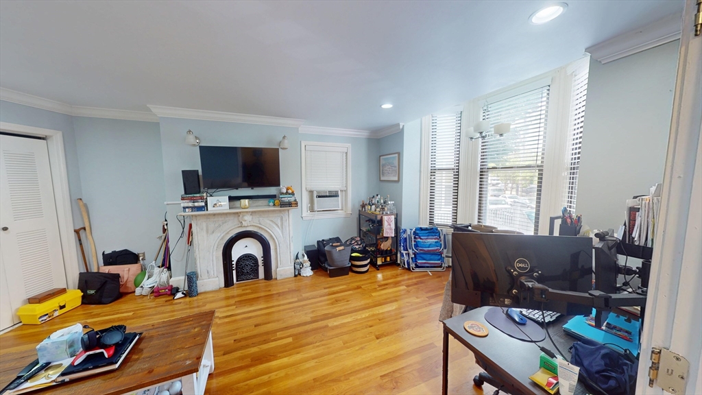 7-9 Thomas Park, South Boston