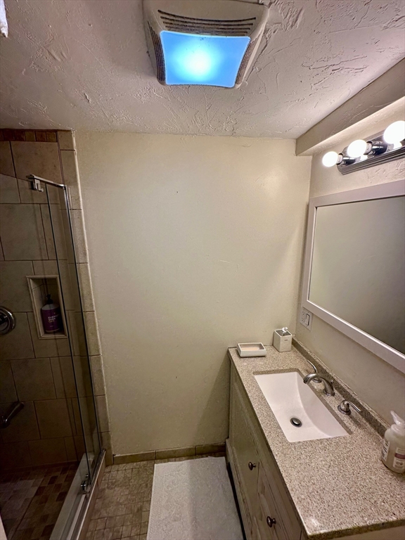 57 Maurice St, Medford