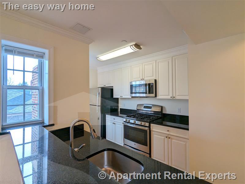 55 Langdon St, Harvard Square