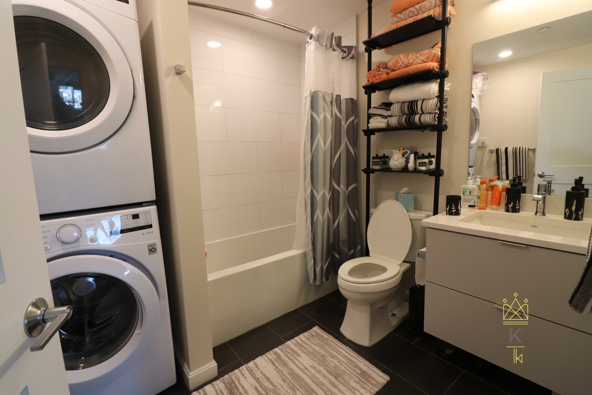 458 Washington St, Brighton