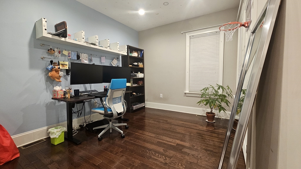 26 Dana St, Winter Hill