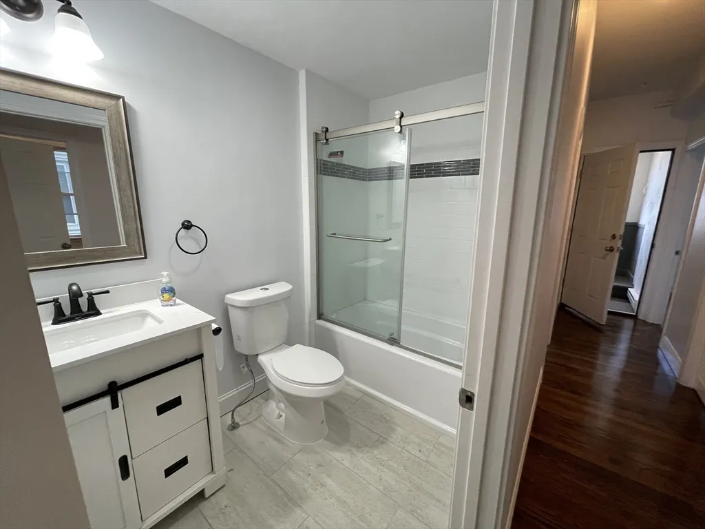 204 East Eagle St, Eagle Hill