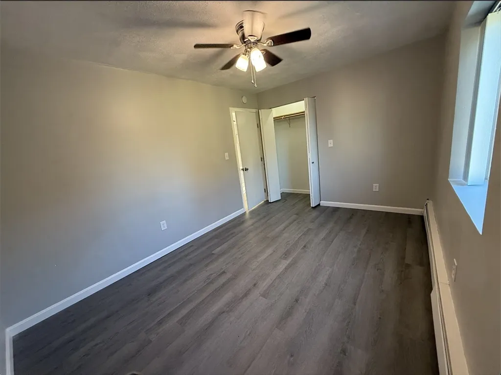 22 Irving St, Everett