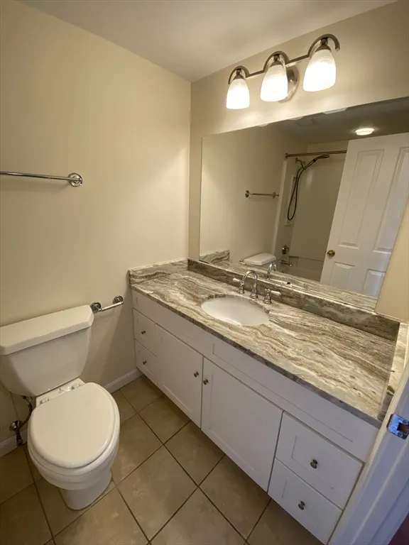 8 Museum Way, East Cambridge