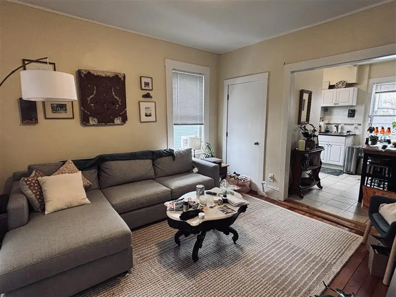 8 Bennett St, South Medford