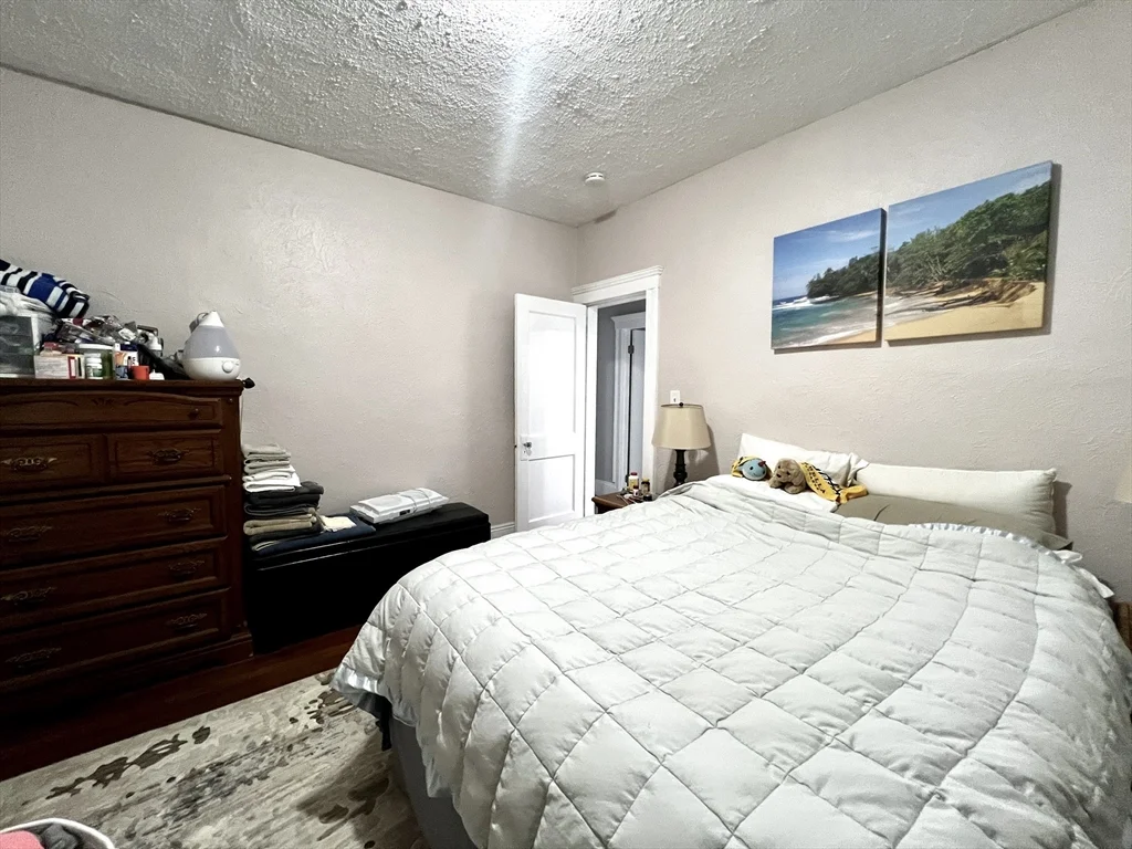 12 Bailey St, West Somerville