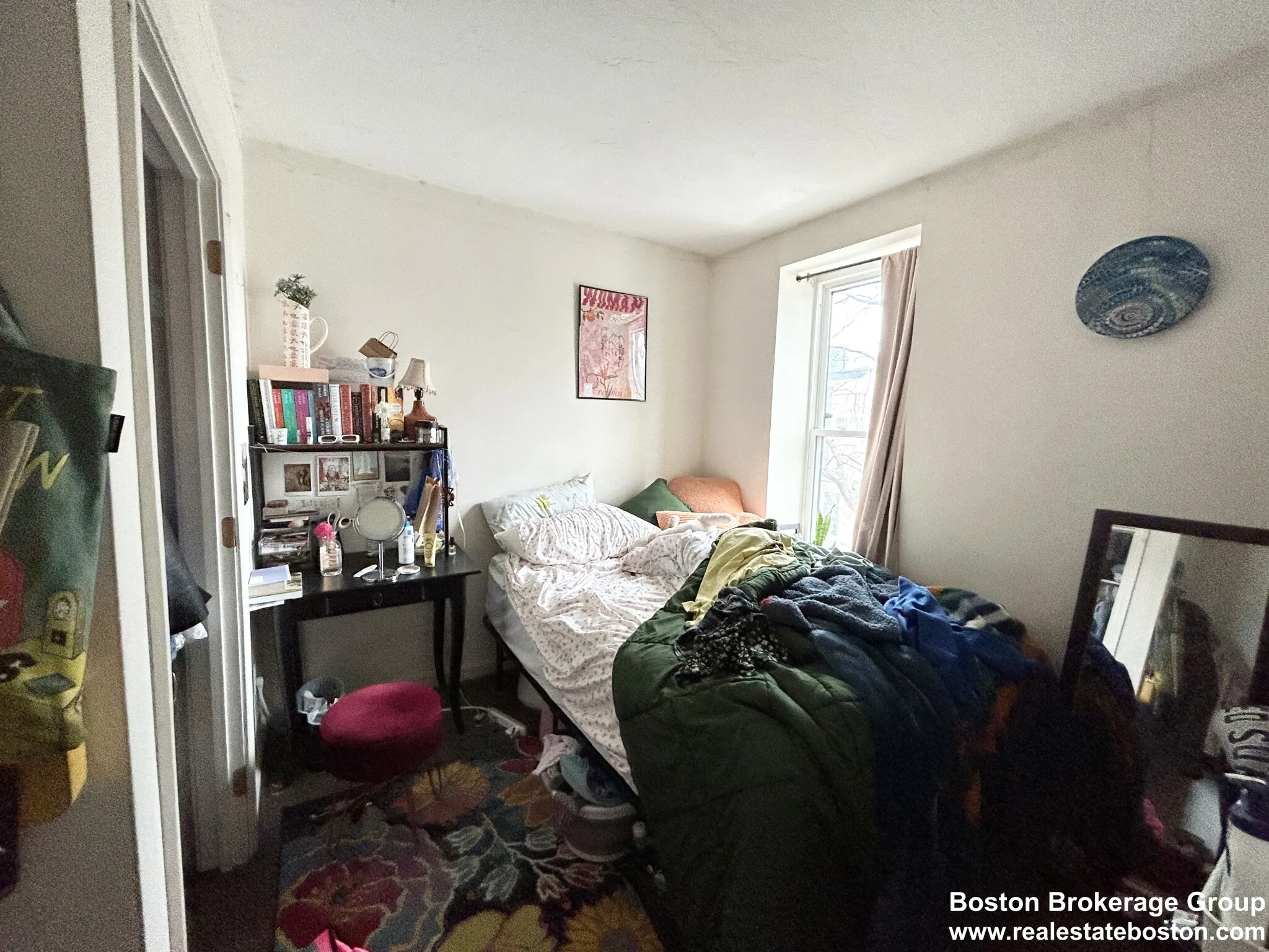 90 Hammond St, Roxbury