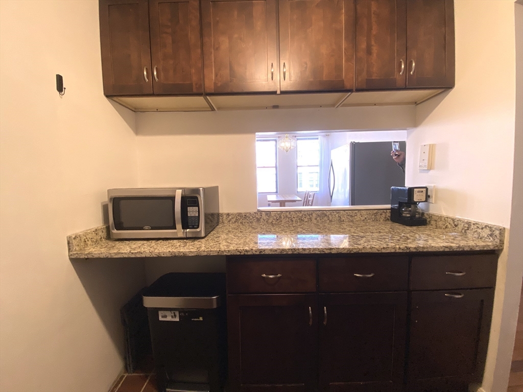 29 Brainerd Rd, Allston