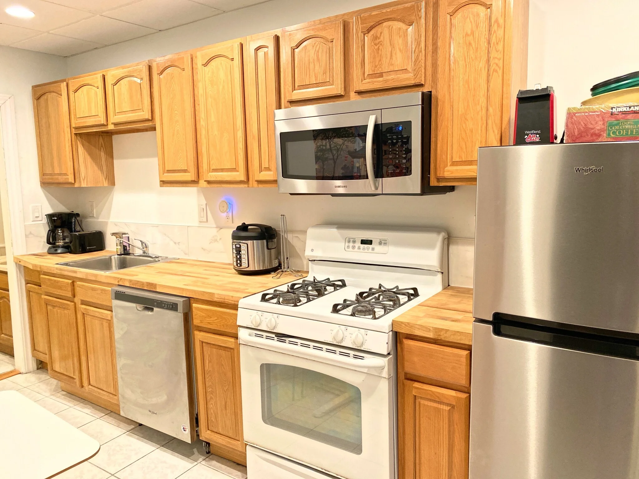 130 West 8th St, South Boston