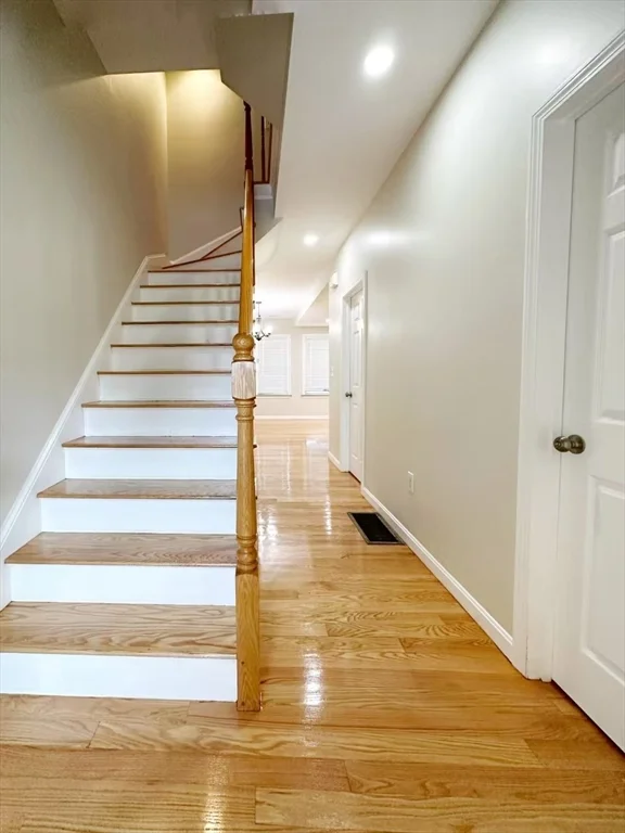 90 George St, Roxbury