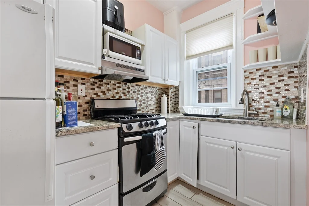 1568 Commonwealth Ave, Brighton