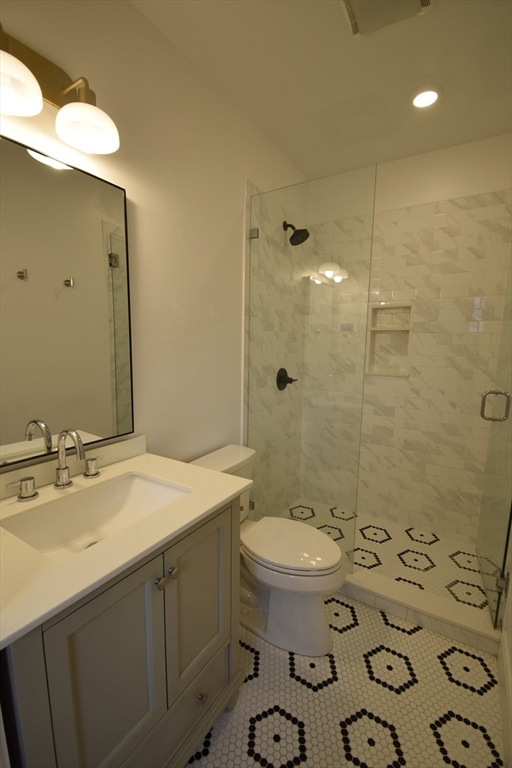 15 Maywood St, Roxbury