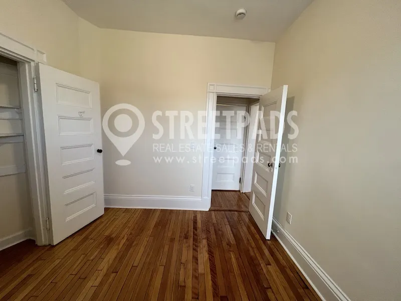 2 Ware St, Mid-Cambridge