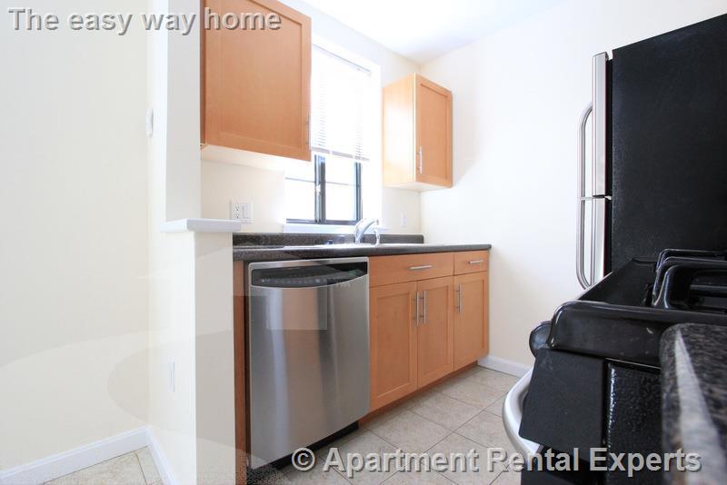 60 Brattle St, Harvard Square