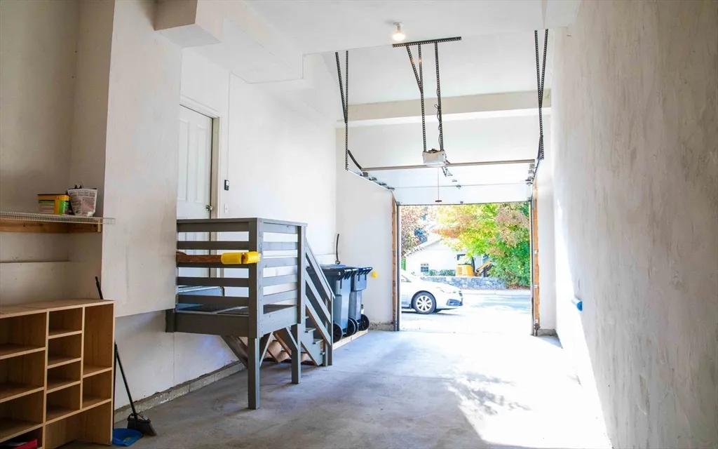 171 N Main St, Natick