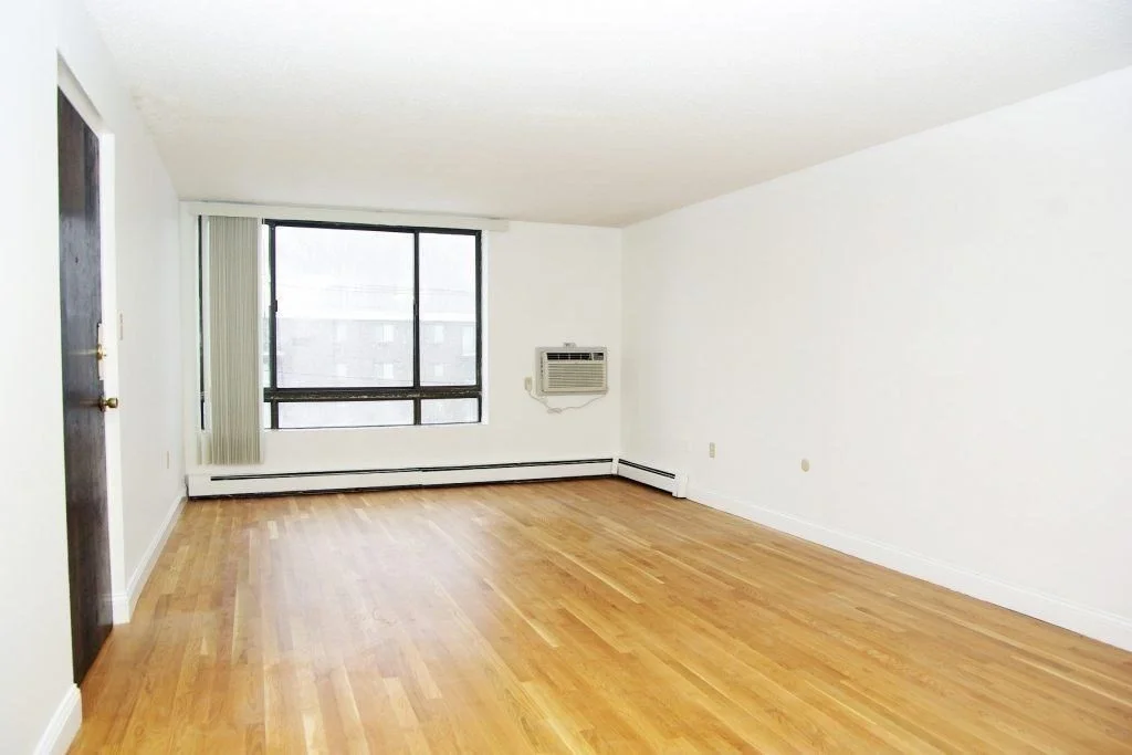 109-111 Tremont St, Brighton