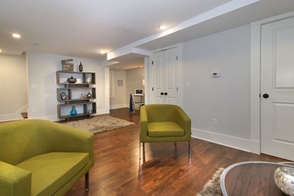 29 Bonair St, Somerville