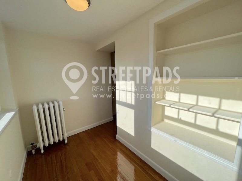 1315 Commonwealth Ave, Allston