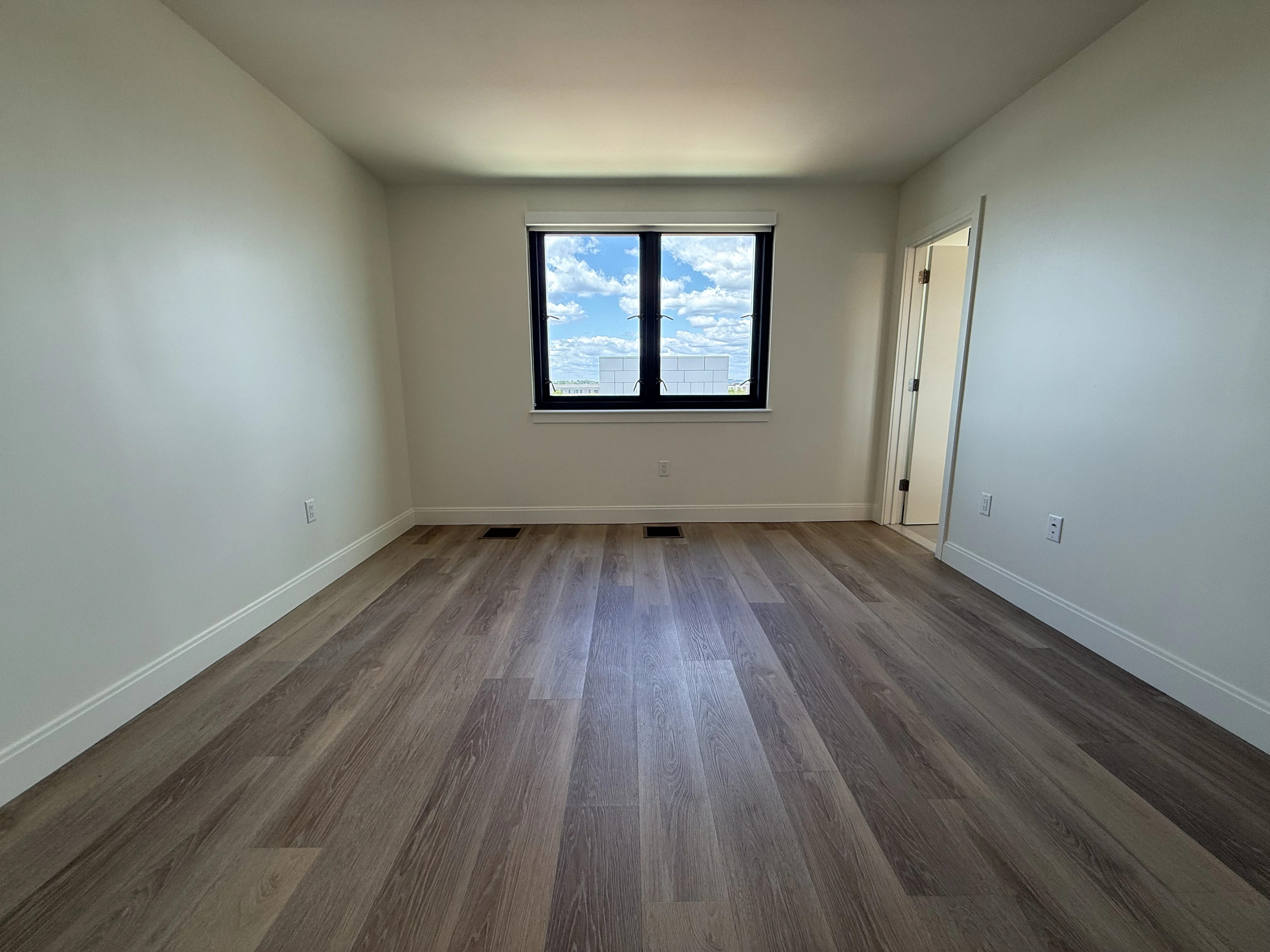 1079 Commonwealth Ave, Allston