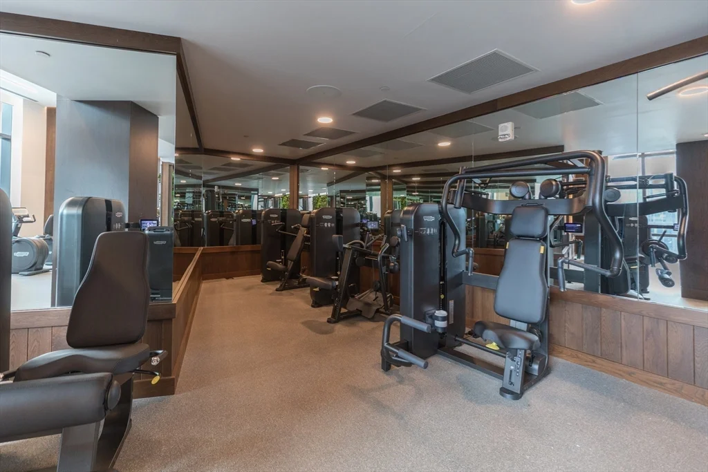 40 Trinity Pl, Back Bay