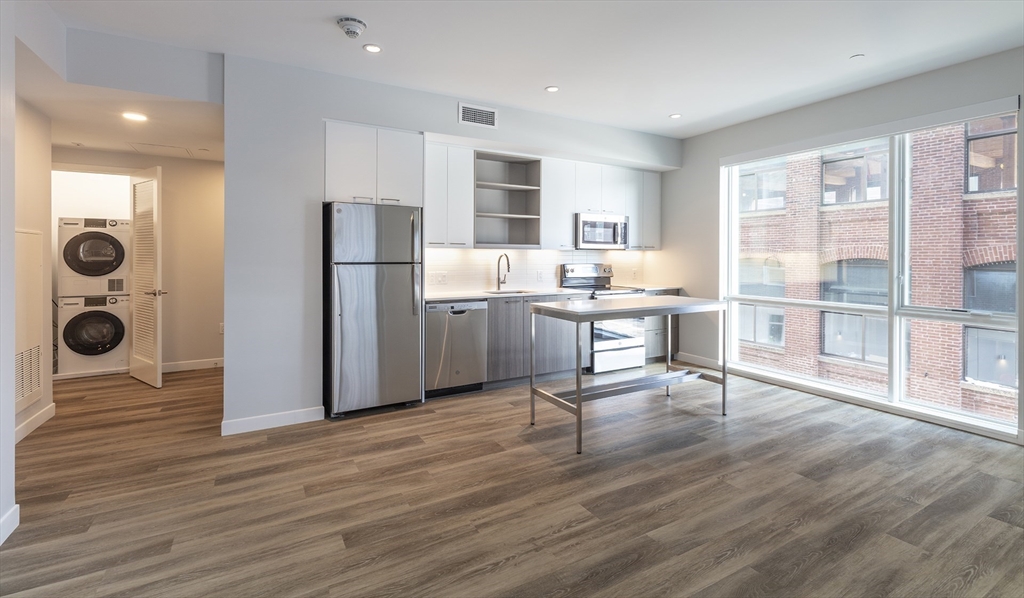 50 Rogers St, Kendall Square