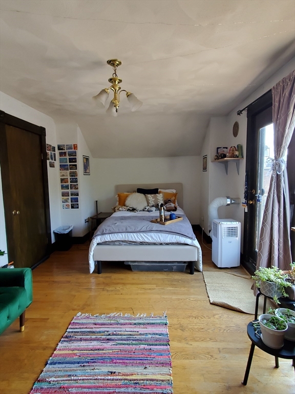 112 Allston, Allston