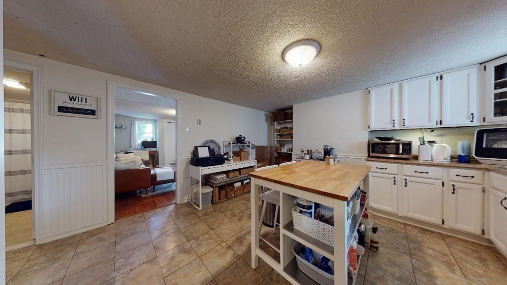 34B Lexington St, Eagle Hill