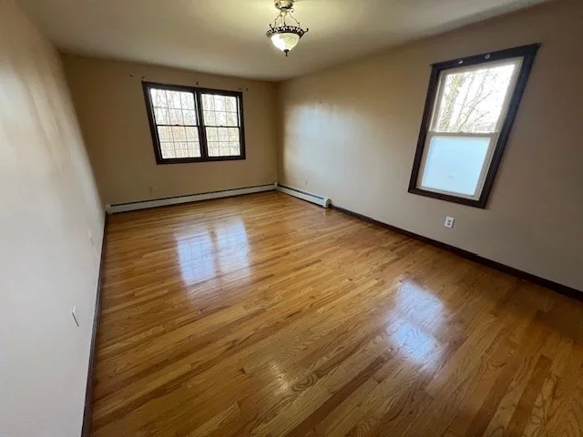 1657 Meridian, Fall River