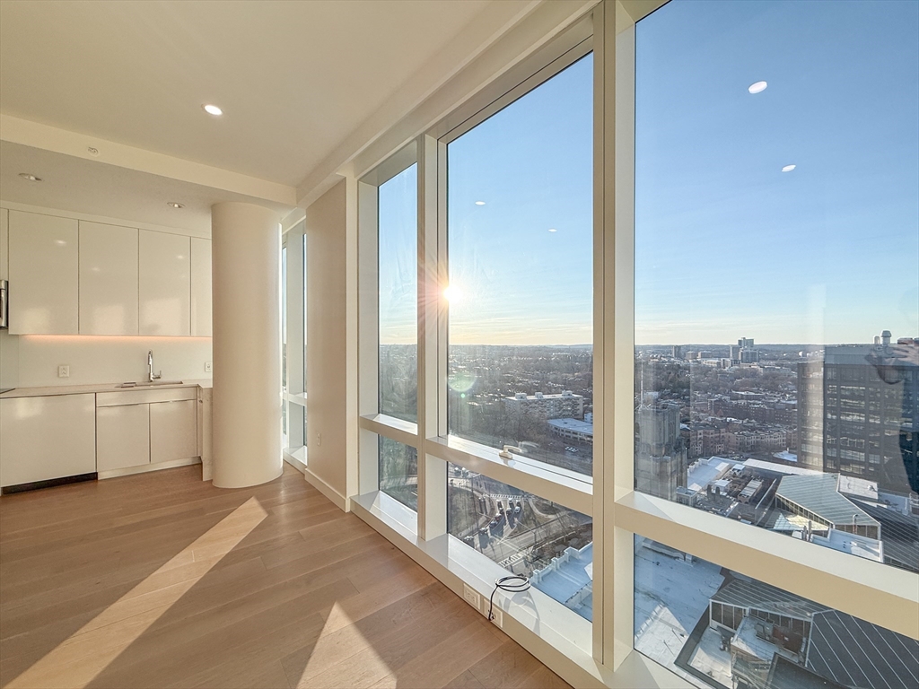 188 Brookline Ave, Fenway