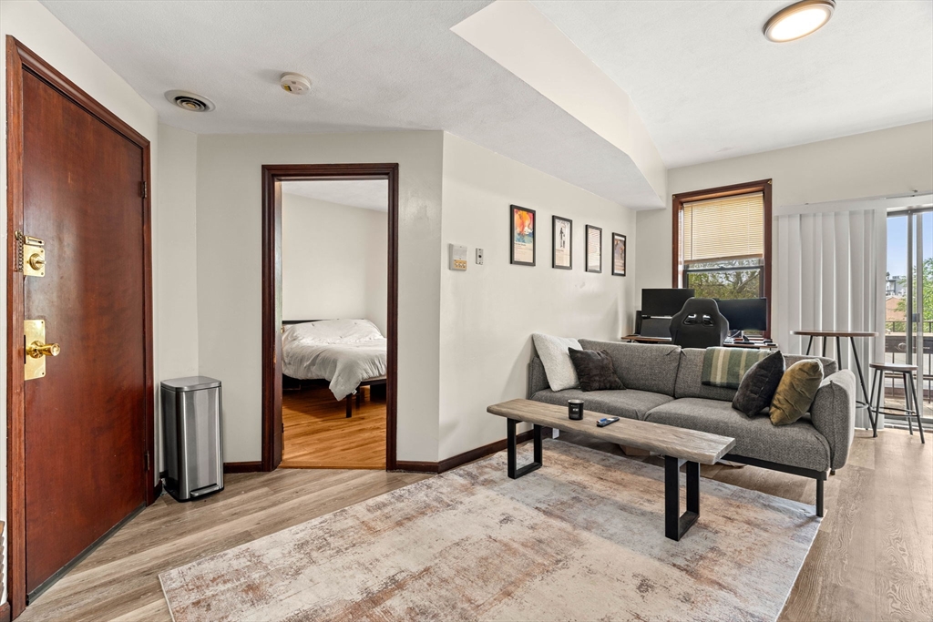 141 Emerson St, South Boston