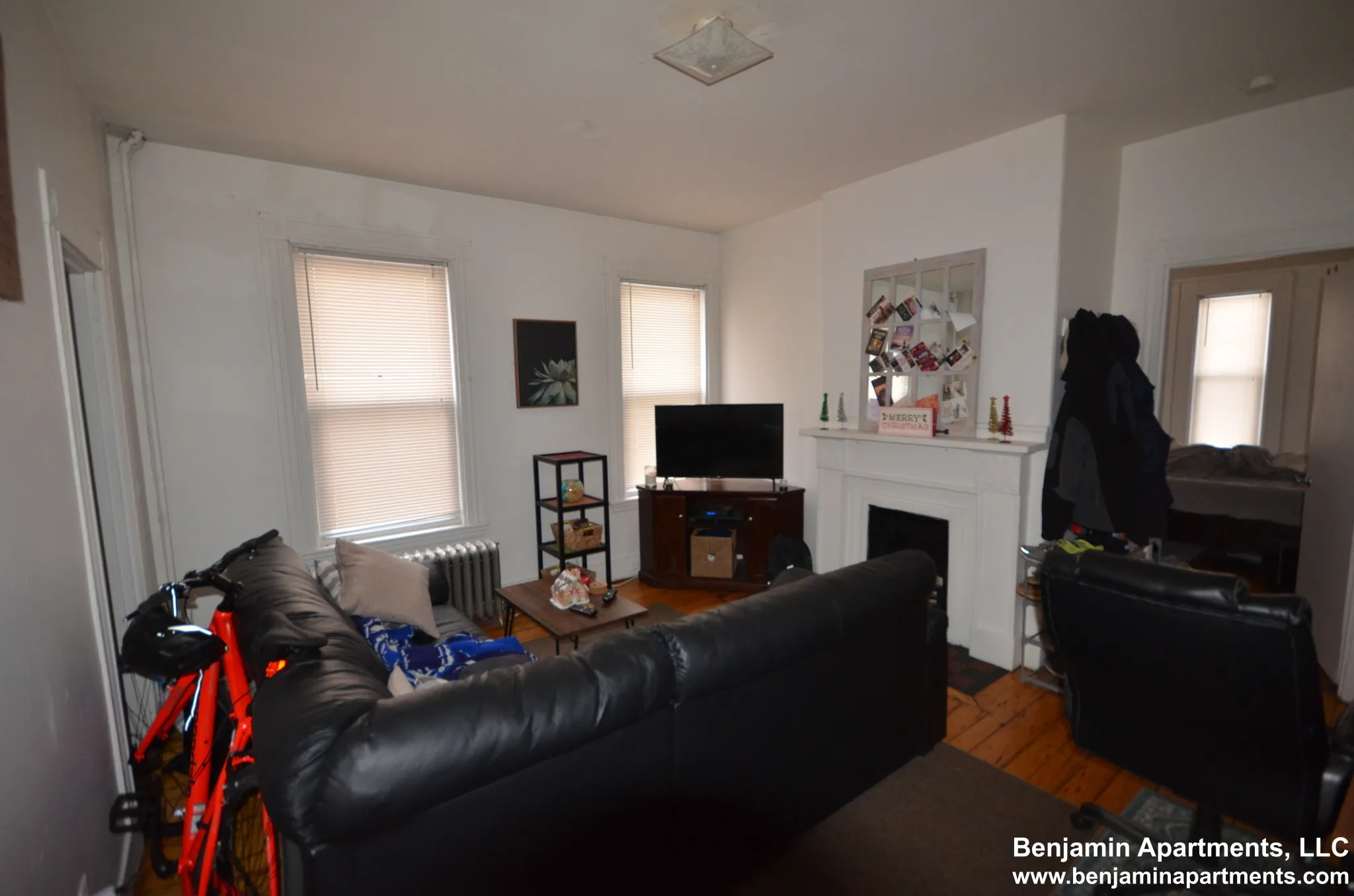 25 Pratt St, Allston