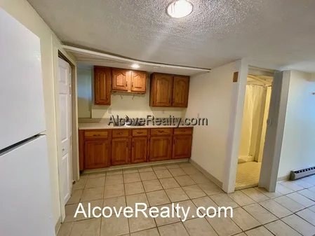 40 Alfred Rd, Arlington