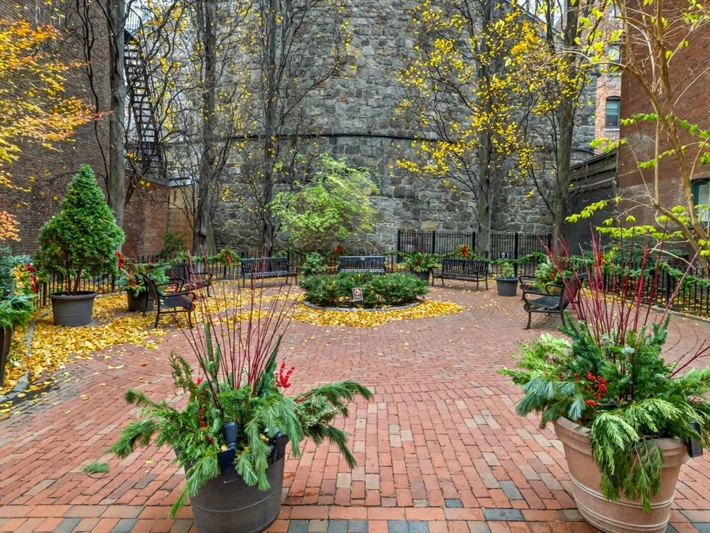 52 Temple, Boston Downtown
