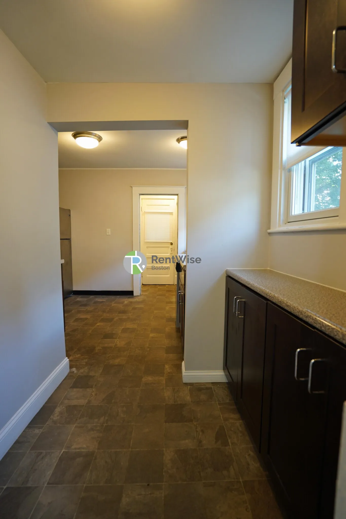 136 Arlington St, Oak Square