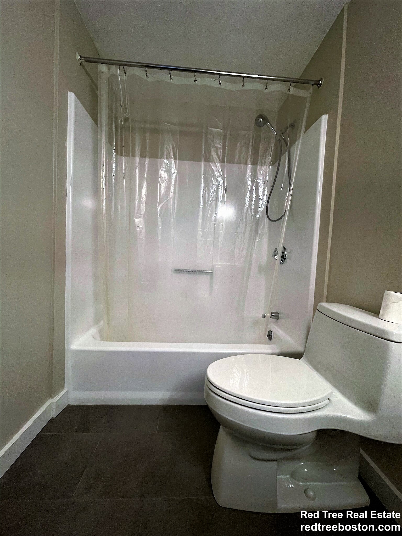 1212 Vfw Pkwy, West Roxbury