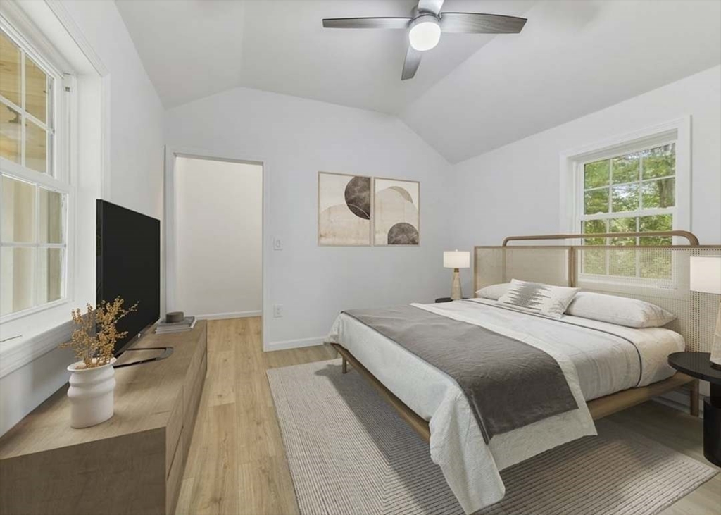 18 Payne Ave, Weymouth